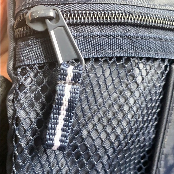 Thirty-one navy blue softball backpack cinch sack - Picture 6 of 9